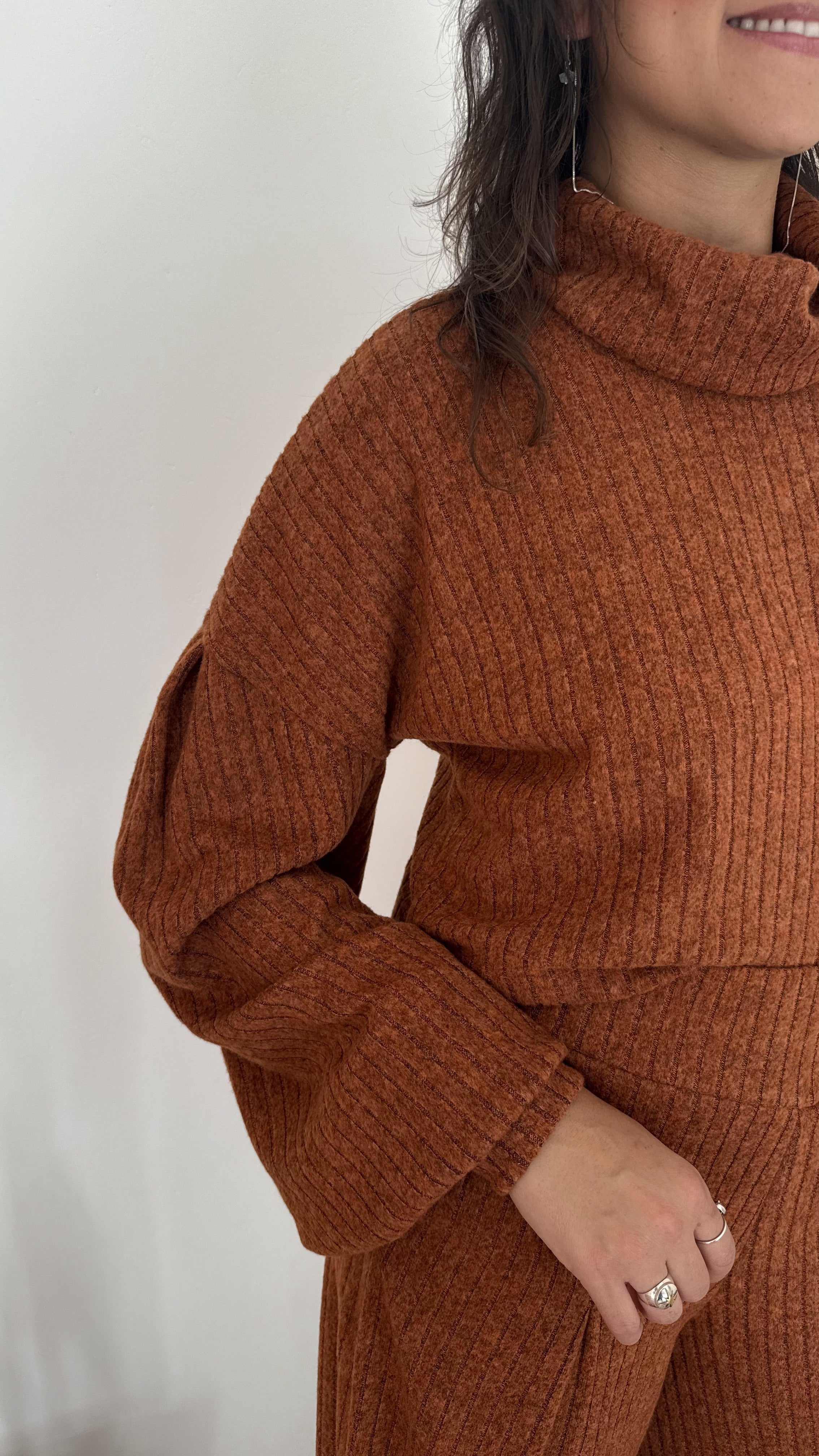 Blusa Petrópolis Golão Tricot Terra