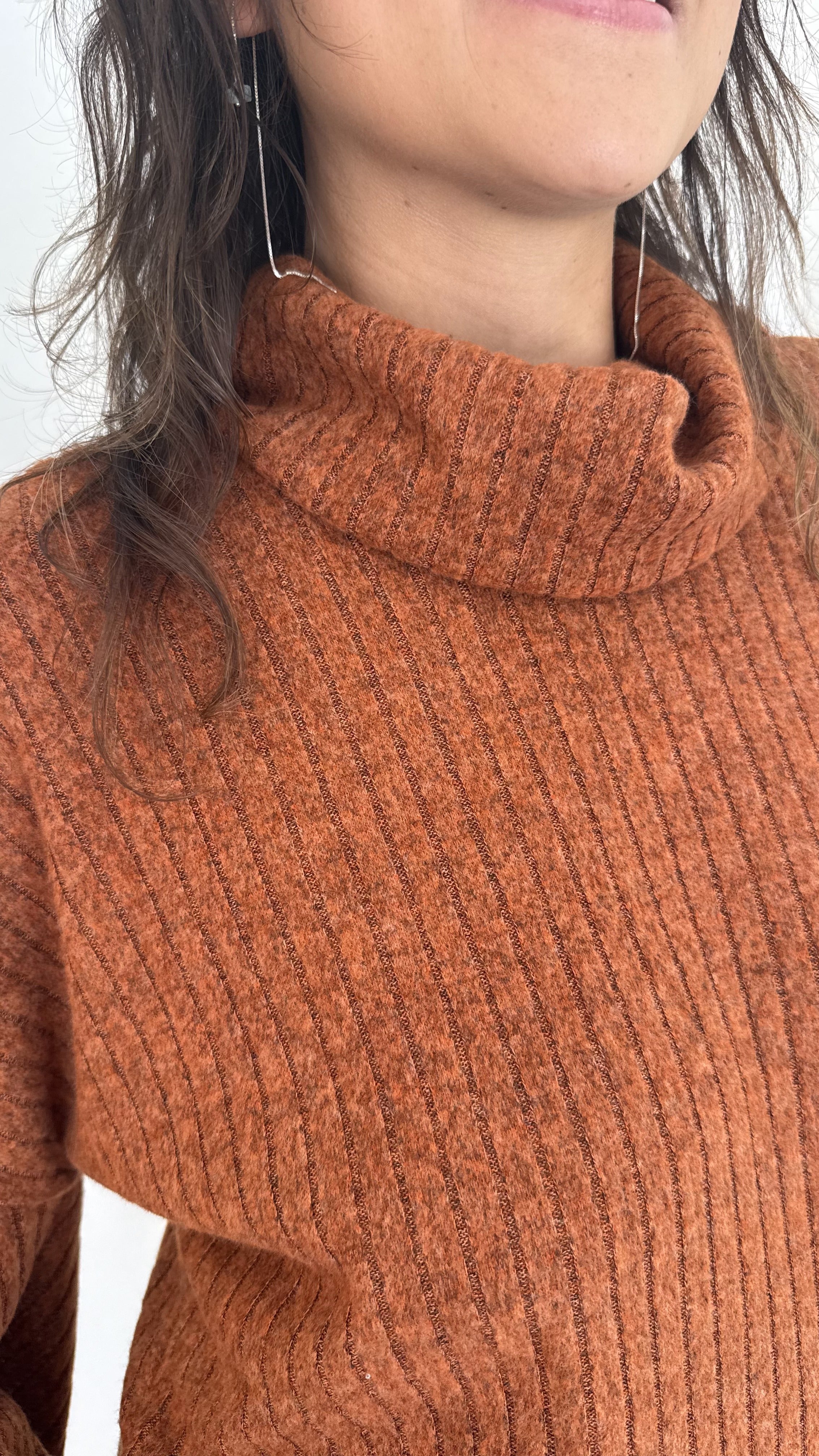 Blusa Petrópolis Golão Tricot Terra