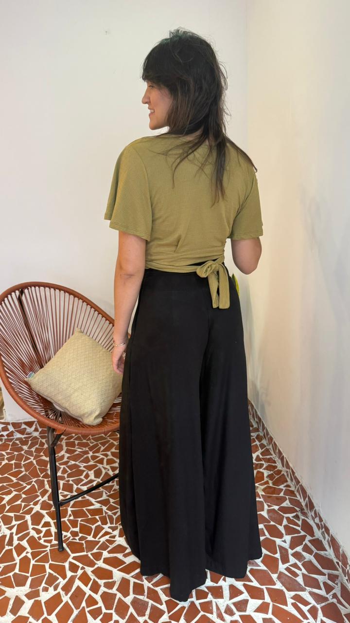 Pantalona Flamengo Linho Preto
