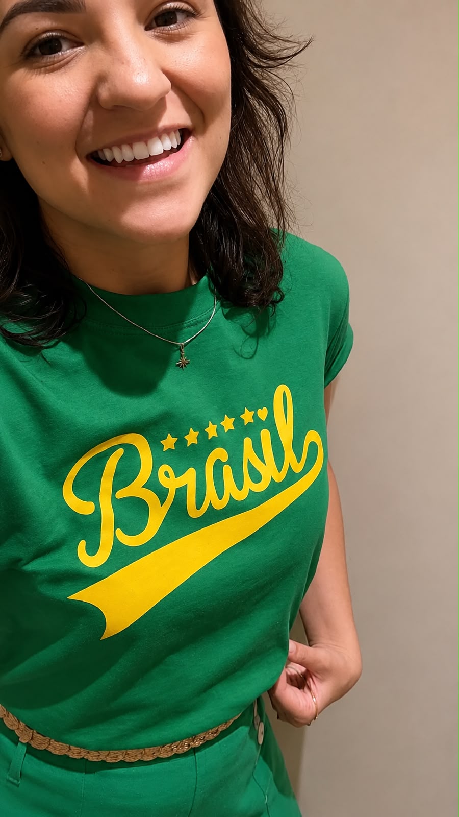 T-Shirt Brasil Letra Cursiva