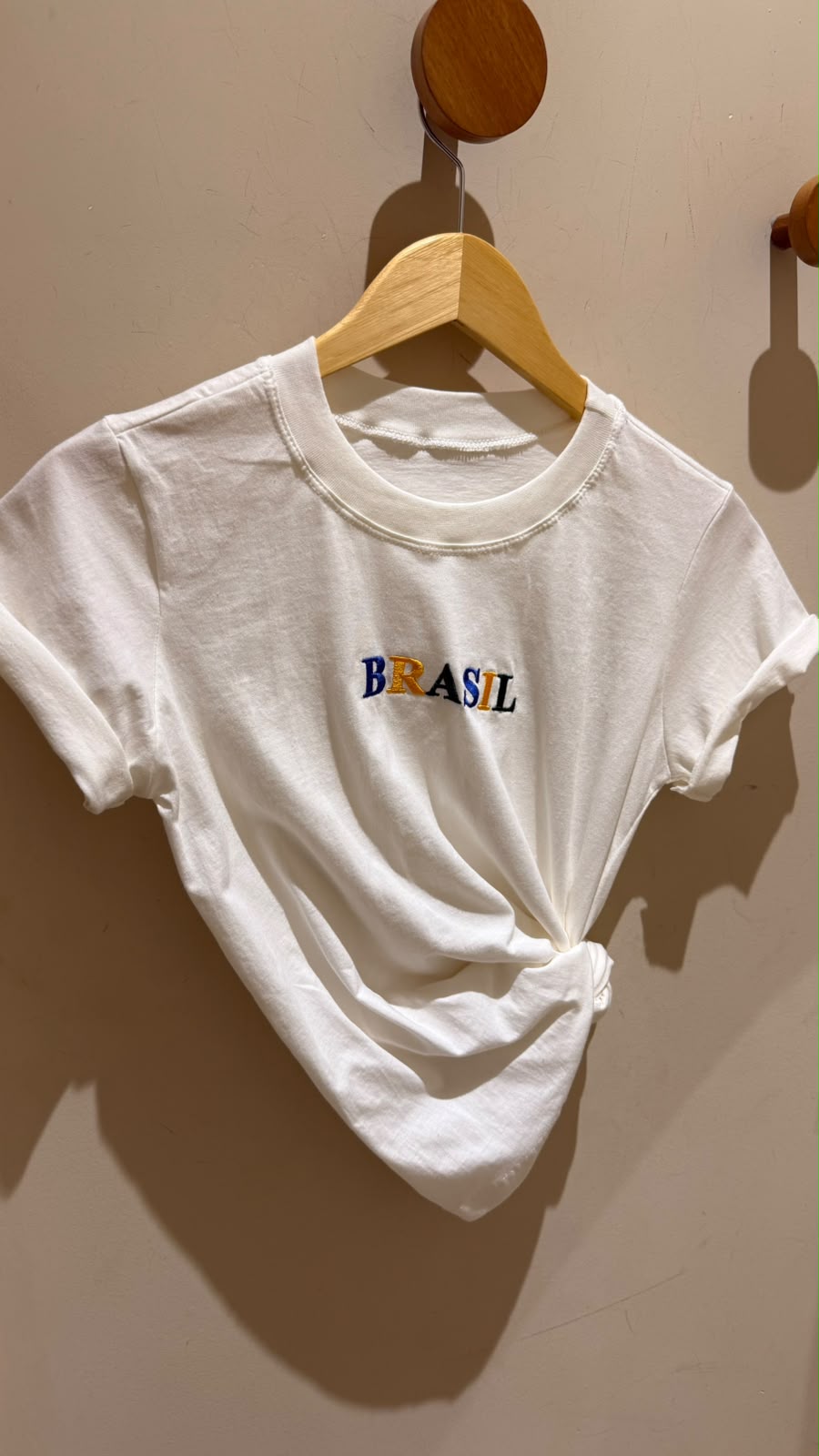 T-Shirt Brasil Bordada BRASIL Branca
