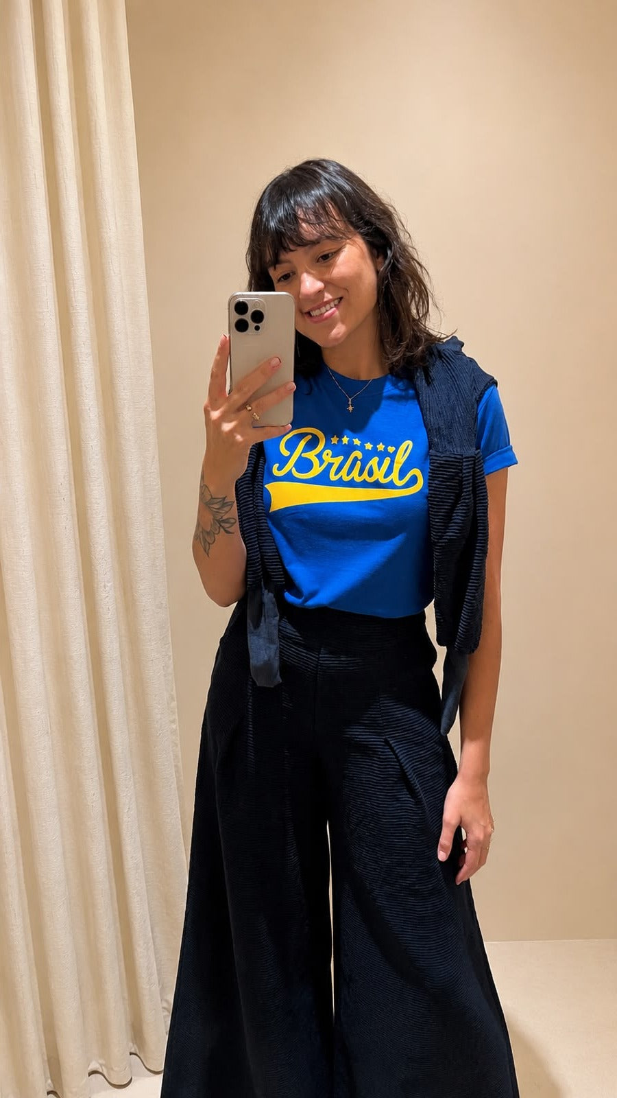 T-Shirt Brasil Letra Cursiva